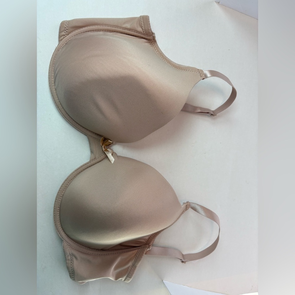 Love Affair Bra Beige Size 42D Cupped Underwire